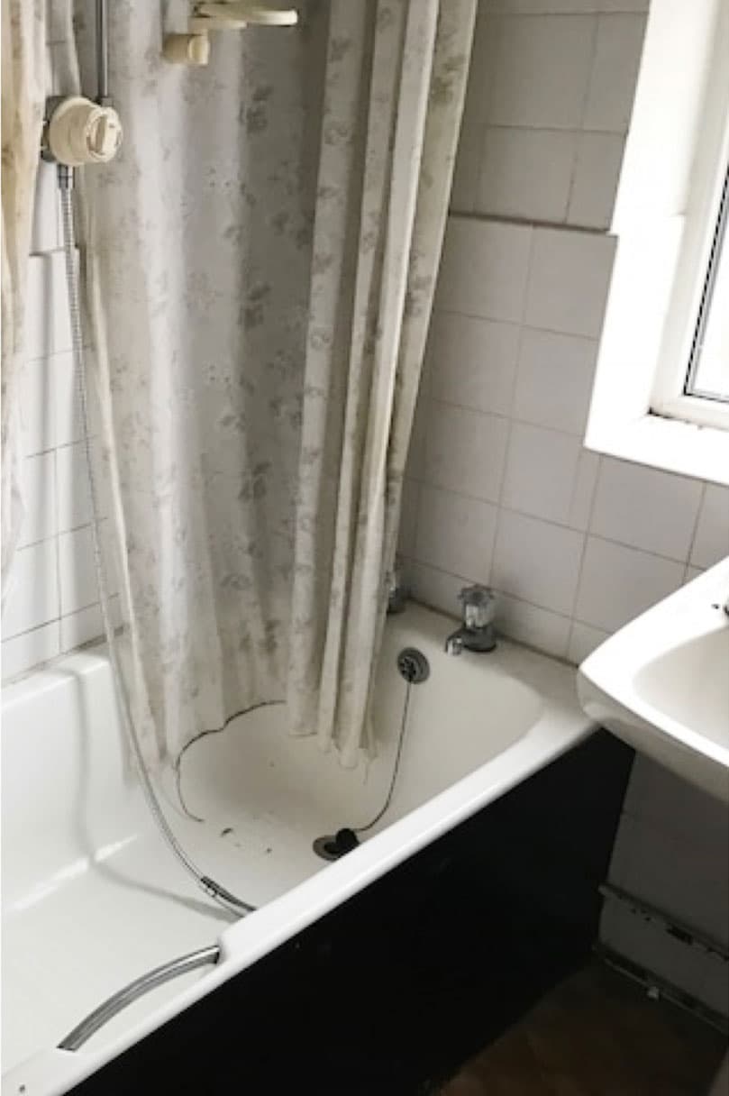 Pier Design - Bathroom Before